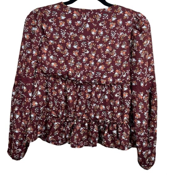 Planet Heart Juniors' Crochet-Trimmed Surplice Tiered Top Windsor Wine size S - Picture 2 of 16